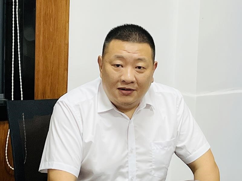 党支部书记李震讲话_副本.jpg