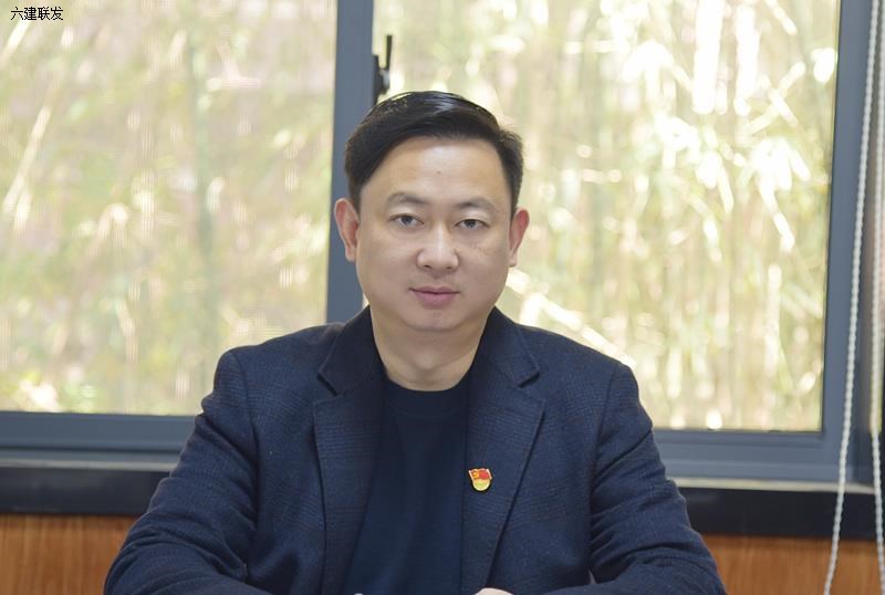 李文军_副本_suoxiao.jpg