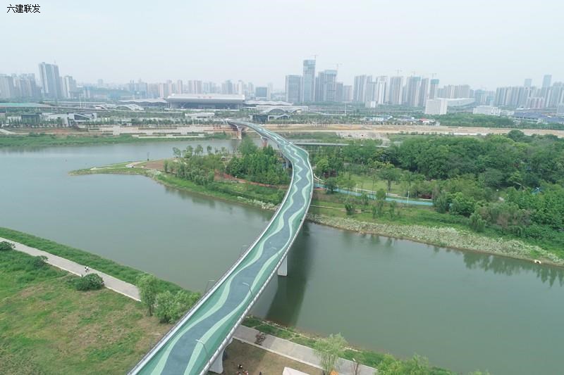 步行廊桥（中轴公园-黎托公园）建设工程维修项目